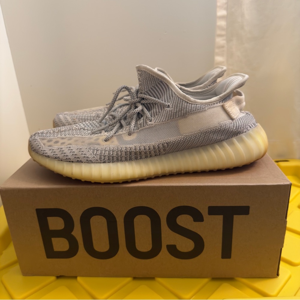 Adidas Yeezy Boost 350 v2 Static